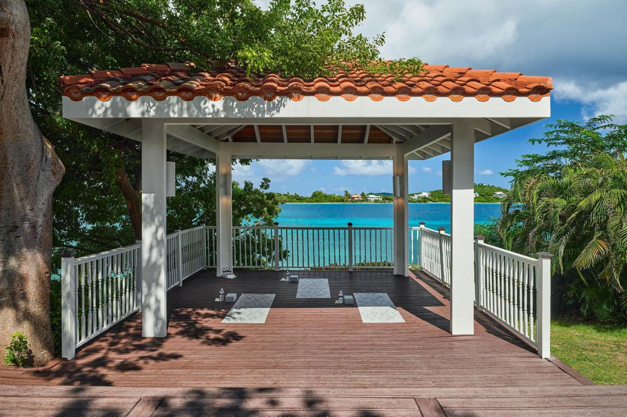 The Ritz-Carlton St. Thomas Hotell Benner Exteriör bild